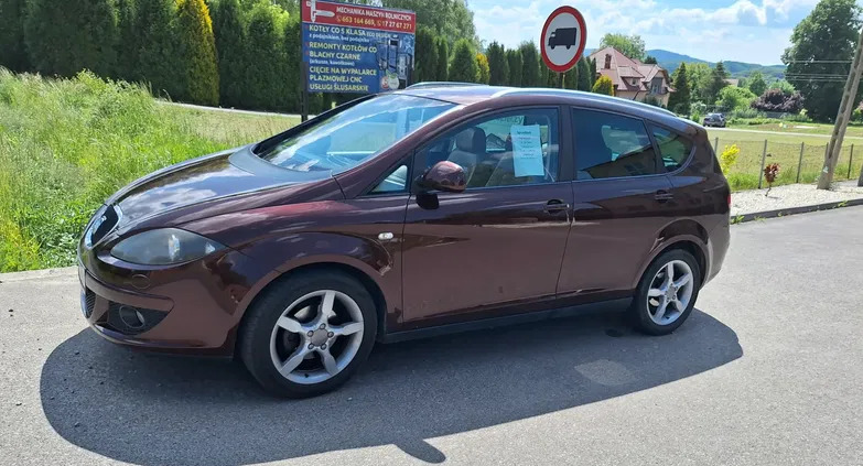 samochody osobowe Seat Altea XL cena 13500 przebieg: 307000, rok produkcji 2007 z Strzyżów